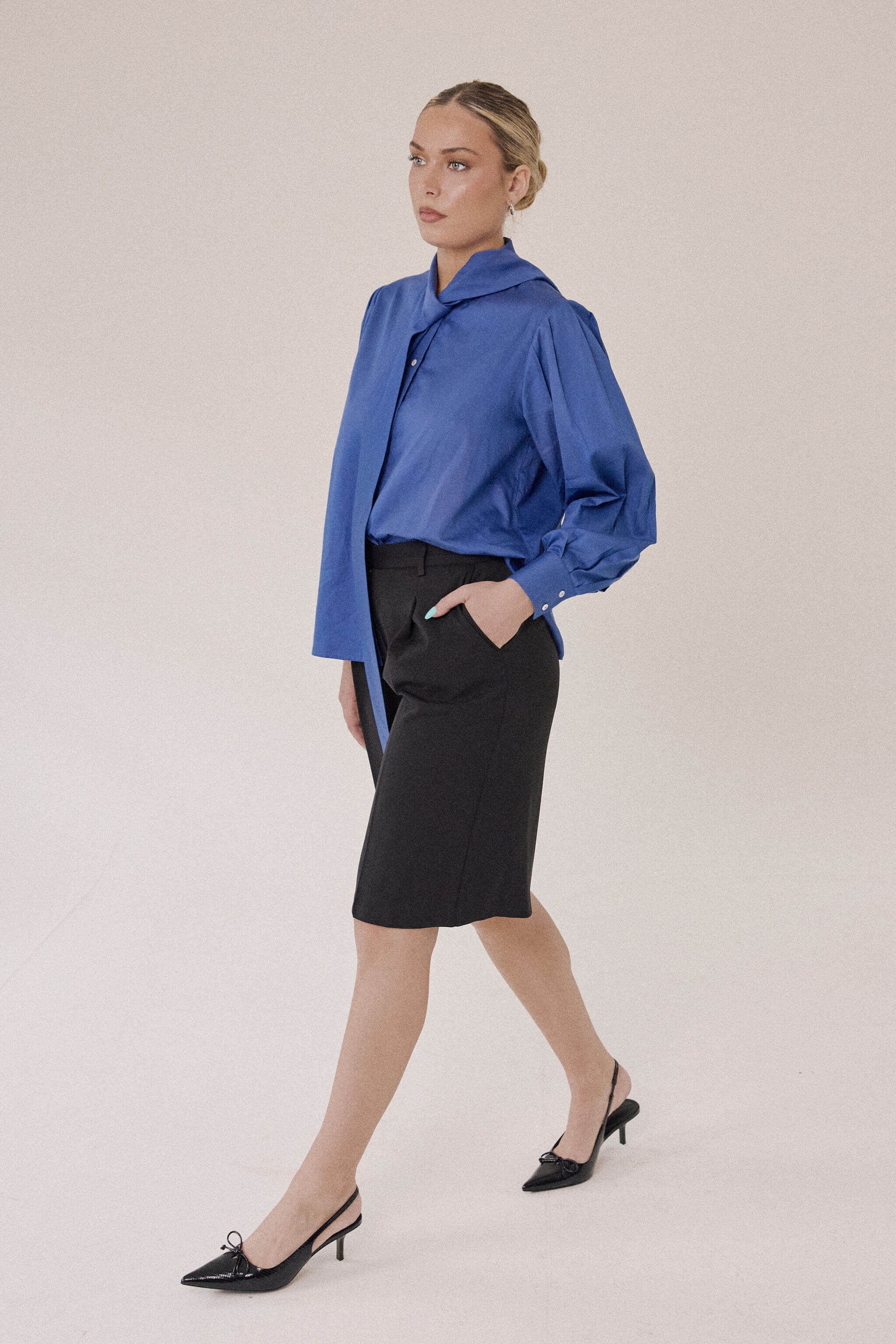 The Essay Bow Shirt – Ultramarine Blue